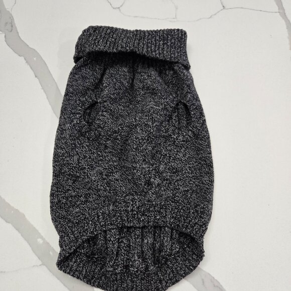 GRAY DOG SWEATER - Picture 2 of 2